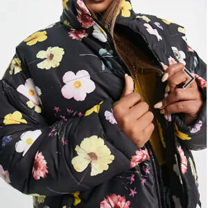 Daisy Street Plus high neck puffer jacket in black floral Size UK 10 ,US M , EUR